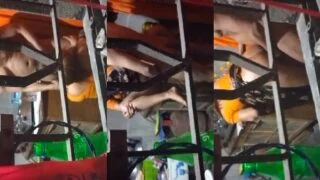 बेटी ने रंडी माँ और चाचा की रसोई में चुदाई का वीडियो बनाया हिंदी सेक्स एमएमएस